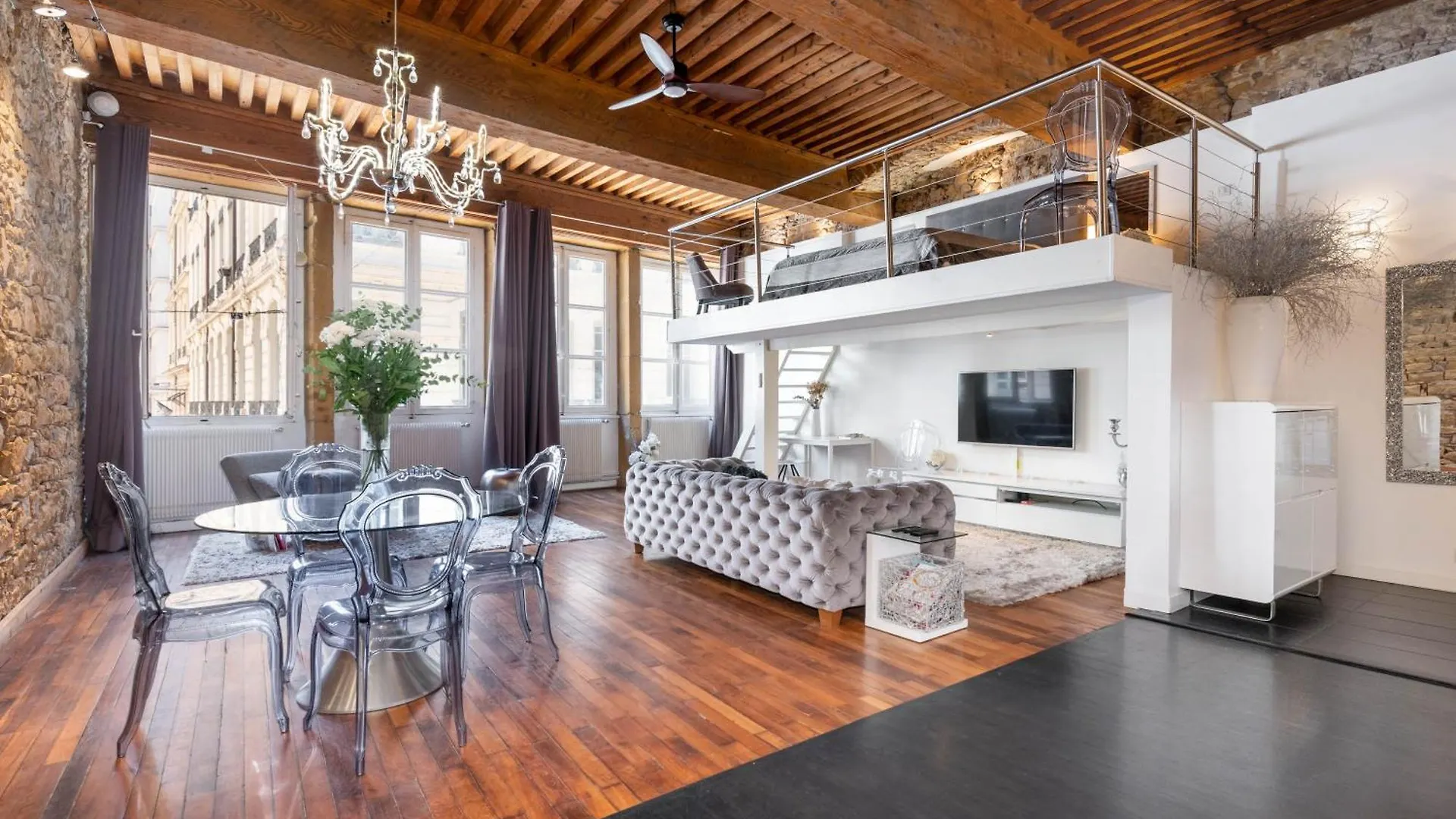 Le Carre Merciere , Appartements De Luxe Au Coeur De Lyon, Loft Et Studio